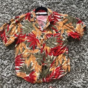 FUN HAWAIIAN SHIRT! Great condition